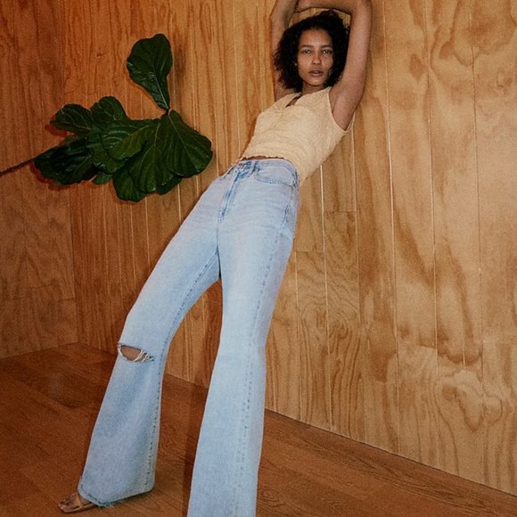 Madewell Baggy Flare Jeans - Picture 6 of 9